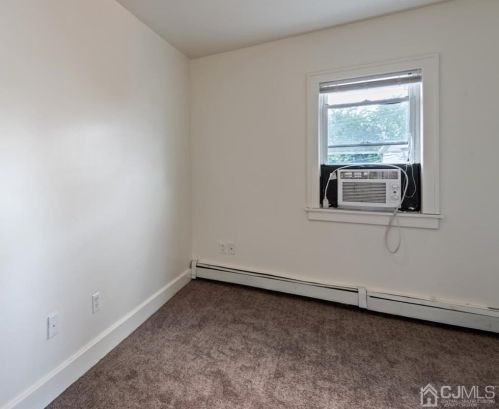 171 Fulton St, Woodbridge NJ  07095-2619 exterior