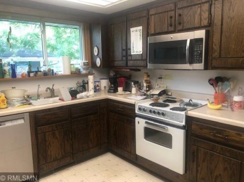 2649 17th Ter, Saint Paul, MN 55112-1758