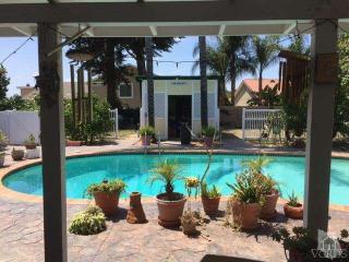 67 Beverly Dr, Camarillo, CA 93010-2335