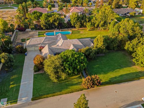 9534 Marseilles Ct, Bakersfield, CA 93314-9393