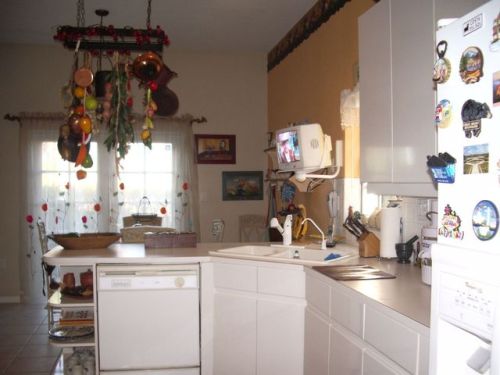 5220 104th Ct, Miami, FL 33178-2682