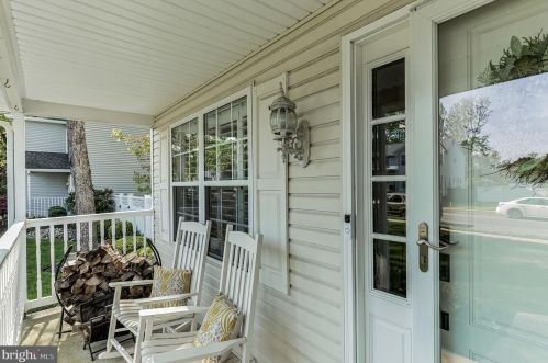 211 Franklin Ave, Berlin Boro, NJ 08009-8904