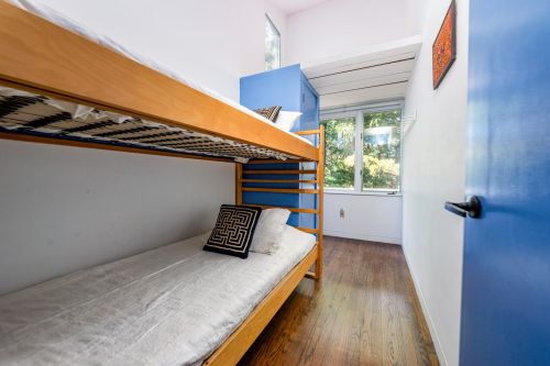 2163 Old Kings Hwy, Wellfleet MA 02667-7823 exterior