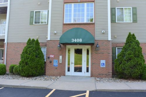 3408 Bend Rd, Cincinnati, OH 45239-7625