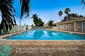 1970 102 Ter, Hollywood FL exterior