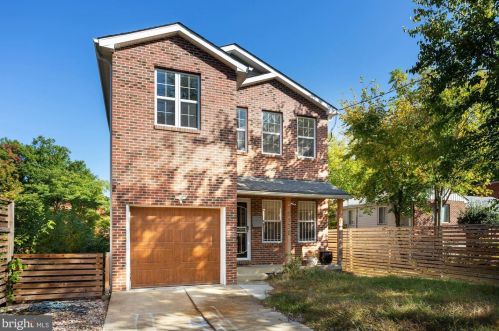 5120 B St, Washington, DC 20019-6403