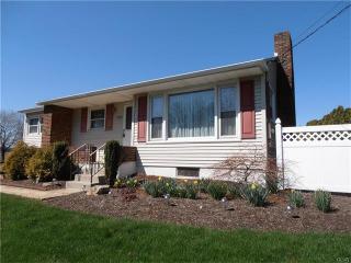 2639 Old Post Rd, Ironton, PA 18037-2305