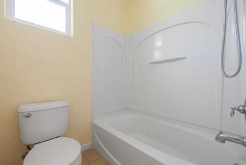 1015 Lucio St, Manteca CA  95336 exterior