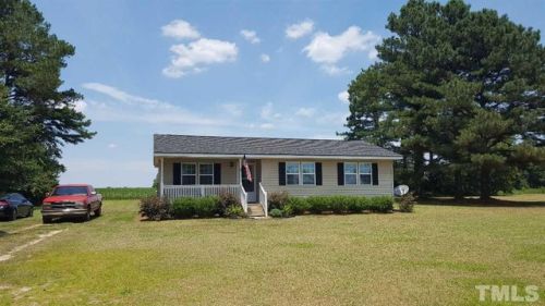 3449 Bonnetsville Rd, Salemburg, NC 28385-9507