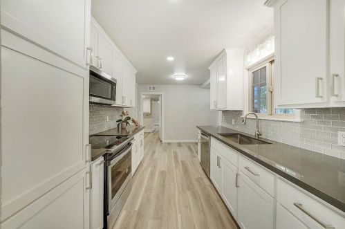 2600 Macgregor Ct, Modesto CA  95350-2320 exterior