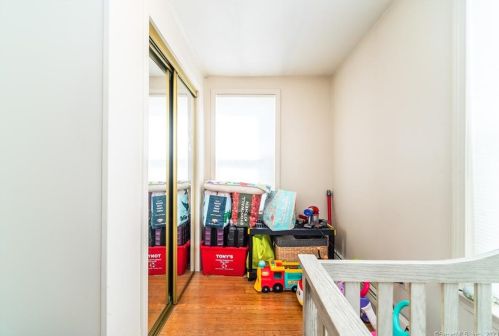 107 Birdsey Ave, Middletown CT  06457-4302 exterior