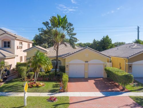 2255 125th Ave, Hollywood, FL 33027-2638