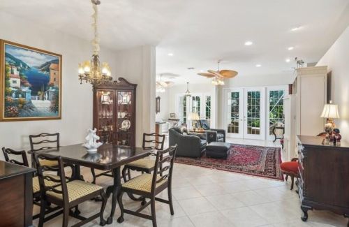 103 Lawton Rd, Fort Pierce, FL 34986-2608