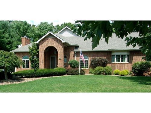 8213 Oaktree Vis, Hubbard, OH 44425-8734