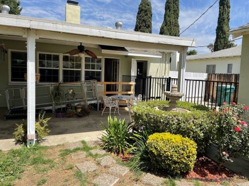 4594 Sunnyside Dr, Riverside, CA 92506-2317