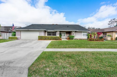 13809 Barberry Dr, West Palm Beach, FL 33414-8178