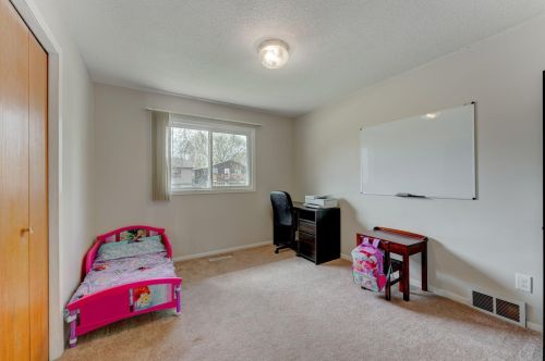 659 California Ave, Saint Paul MN  55106-1001 exterior