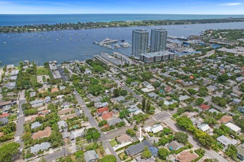 506 46th St, West Palm Beach, FL 33407-2934