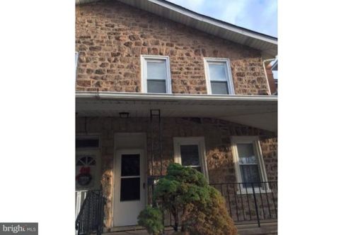 38 Church St, Prospectville, PA 19002-5616