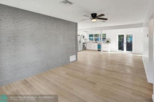 2105 14th Ct, Hollywood FL  33020-2518 exterior