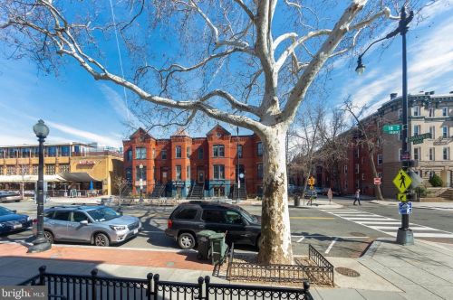 1826 18th St, Washington DC 20009-1707 exterior