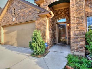 140 Copper Lake Ln, Georgetown TX  78628-7179 exterior