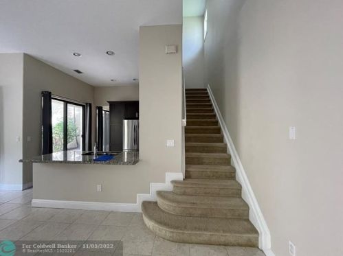 8359 38th St, Hollywood FL  33024-3130 exterior