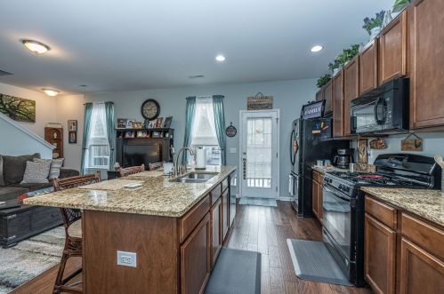 270 Chemistry Cir, Ladson SC  29456-5260 exterior