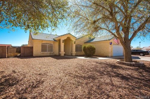 2424 Palo Verde Dr, Mohave Valley, AZ 86440-9395