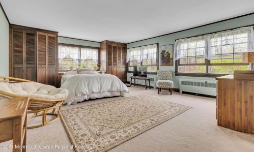 741 Roseld Ave, Tinton Falls NJ  07712-4149 exterior