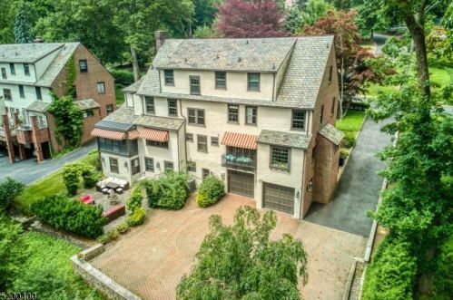 85 Undercliff Rd, Montclair NJ  07042-1616 exterior