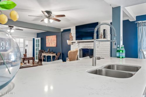 13229 8th Ave, Phoenix AZ  85029-1808 exterior