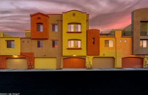 2416 Emerald Moon Dr, Tucson, AZ 85718-6693