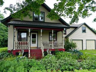 3705 Vale Park Rd, Valpo, IN 46383-6922