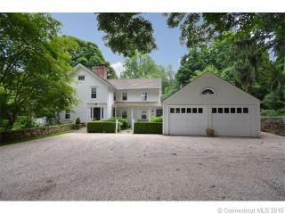 863 Old Academy Rd, Fairfield, CT 06824-2027