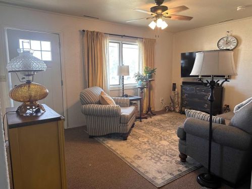 814 Center St, Beaver Dam WI  53916-1734 exterior