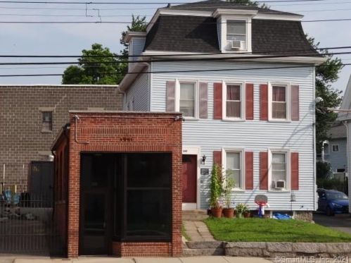 547 Bank St, United States Coast Guard Ac CT  06320-5035 exterior