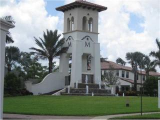 8264 Cascada Isles Dr, Hollywood FL  33024-8564 exterior