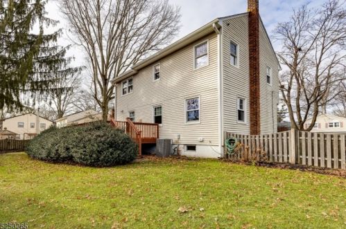10 Montrose Ave, Fanwood, NJ 07023-1143