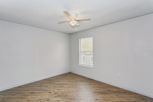 1018 Rockport Dr, Fort Walton Beach FL  32547-3847 exterior