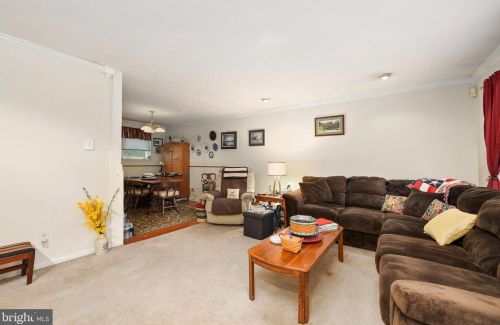 352 Nimitz Rd, Dover, DE 19901-6637