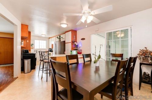 3661 Ashford St, San Diego CA 92111-3521 exterior