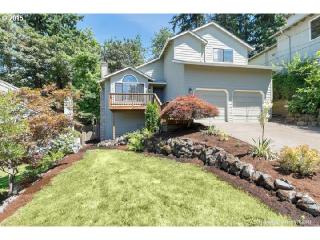 9426 53rd Ave, Portland, OR 97219-5044