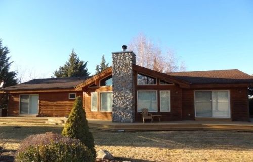 16810 Hagen Ct, Weed, CA 96094-9453