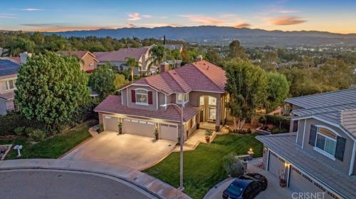 27537 Cunningham Dr, Santa Clarita, CA 91354-1916
