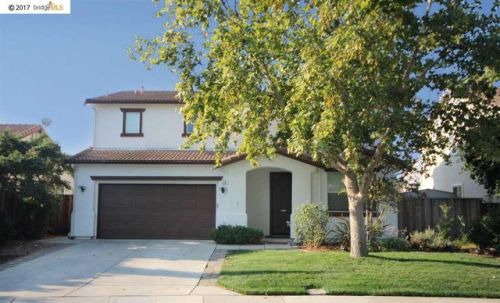 12 Lowell Ct, Oakley, CA 94561-2765