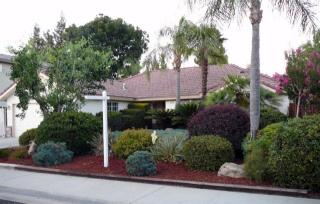284 Brehler Ave, Tivy Valley, CA 93657-3812