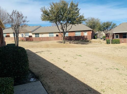 245 Heritage Hill Dr, Lewisville TX  75067-6513 exterior