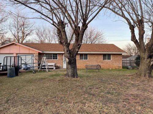 613 Anderson St, Weatherford, TX 76086-5703