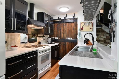 2642 Coffey Ln, Santa Rosa, CA 95403-3423